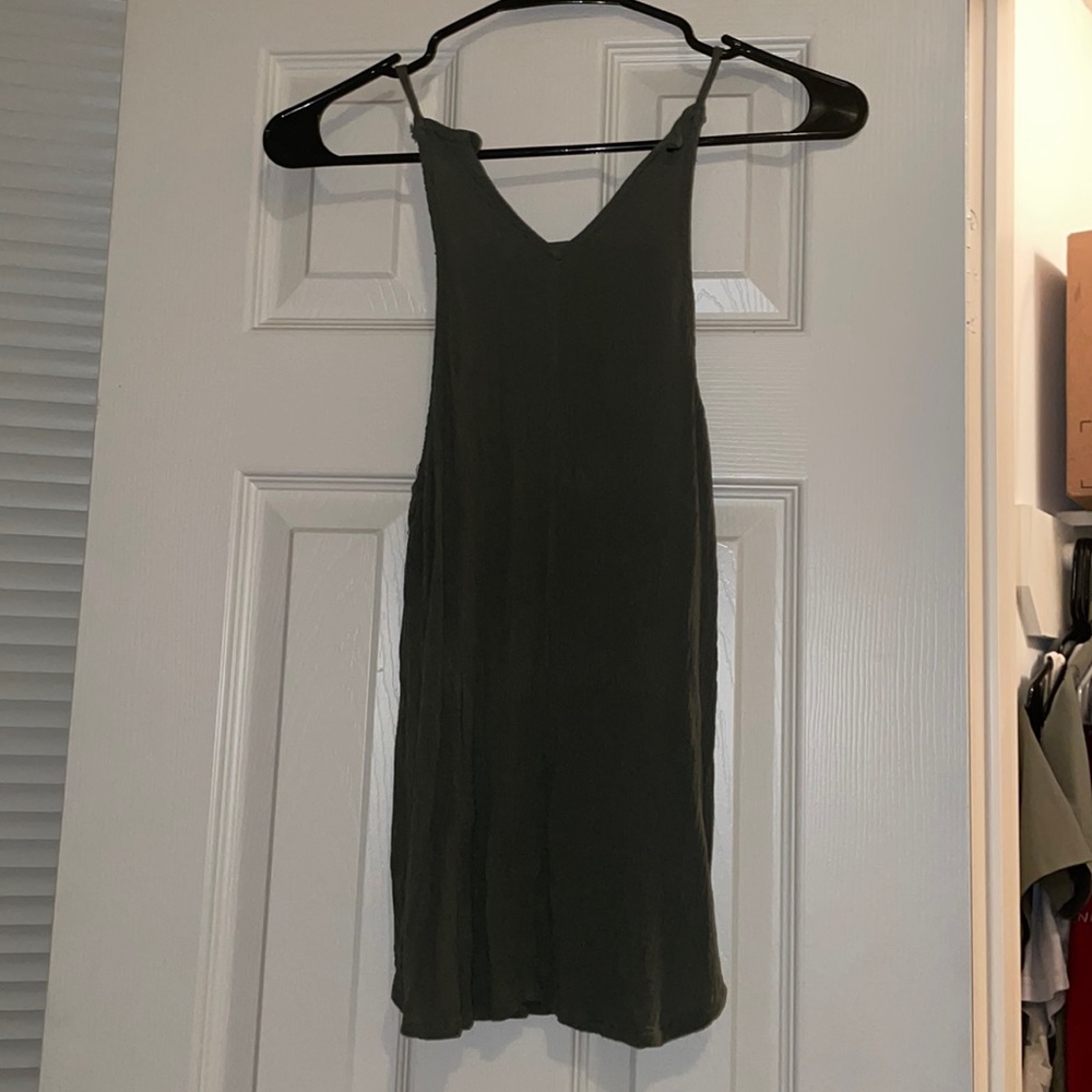 L.A. Hearts tank top with slits going down the sides.